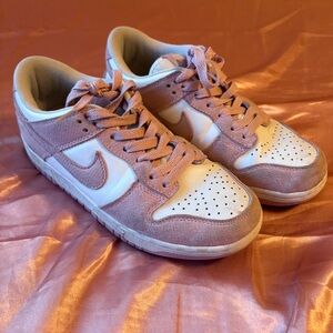 Nike Women's Sneakers in Pink and White